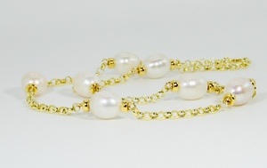 Joli Beau As Worn By 'Mary Berry' Pearl Chain Necklace Set On An 18ct Gold Plated Silver Chain Necklace