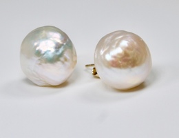 Love Lock 9ct Gold Large Gold Baroque Pearl Stud Earrings