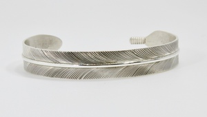 Joli Beau Solid Silver Medium Feather Cuff Bangle