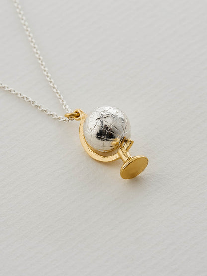 Alex  Monroe 22ct Yellow Gold & Silver Spinning Globe Necklace 🇬🇧
