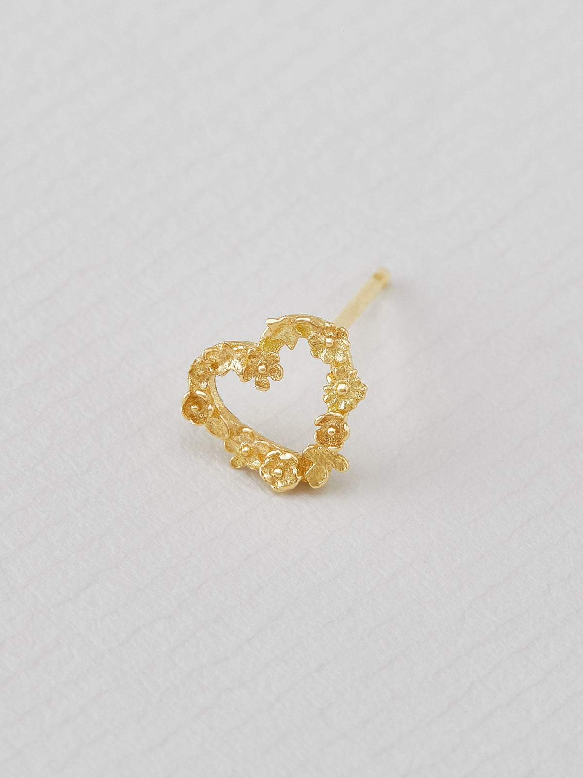 Alex Monroe Solid 18ct Yellow Gold Teeny Tiny Floral Heart "Charity" Single Stud Earring