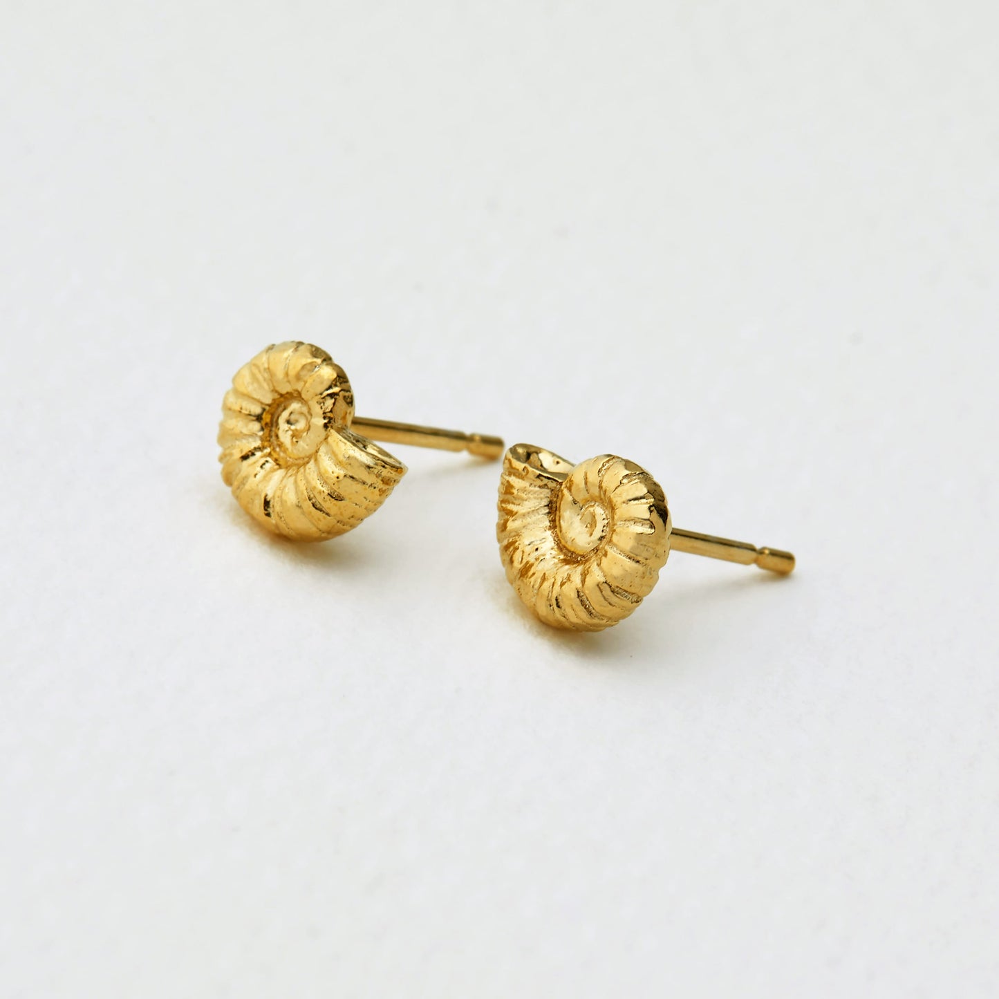 Alex Monroe Sterling Silver & 22ct Yellow Gold Vermeil Ammonite Stud Earrings 🇬🇧