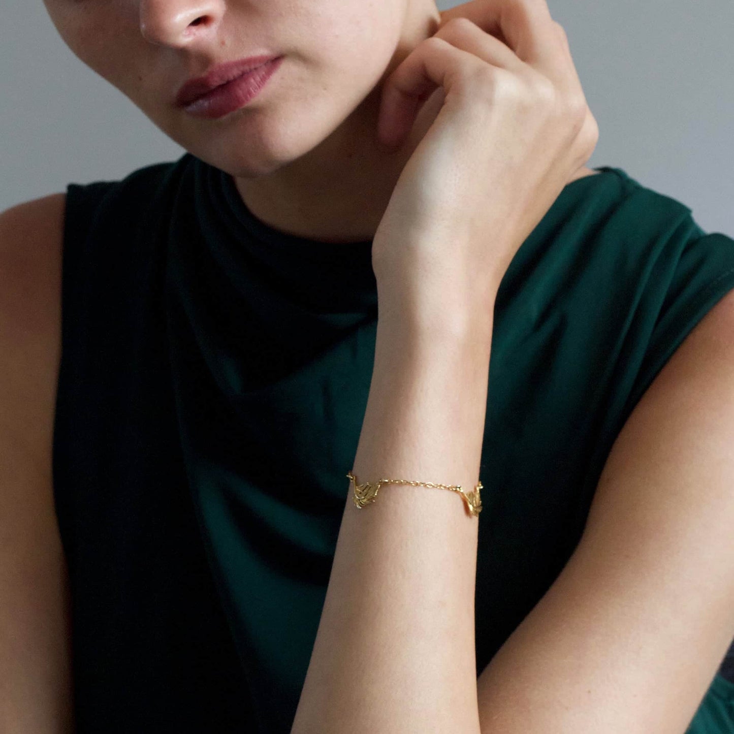 Alex Monroe Sterling Silver 22ct Yellow Gold Vermeil Three Feather Bracelet 🇬🇧